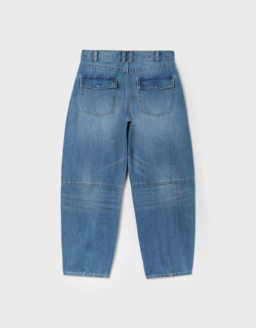 Stradivarius jeans barrel con vita incrociata in denim blu medio, 7 di 7