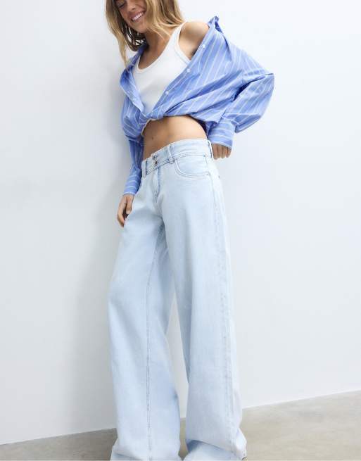 Stradivarius – Jeans in heller Bleich-Waschung mit niedrigem Bund und zwei Knöpfen, 3 von 4