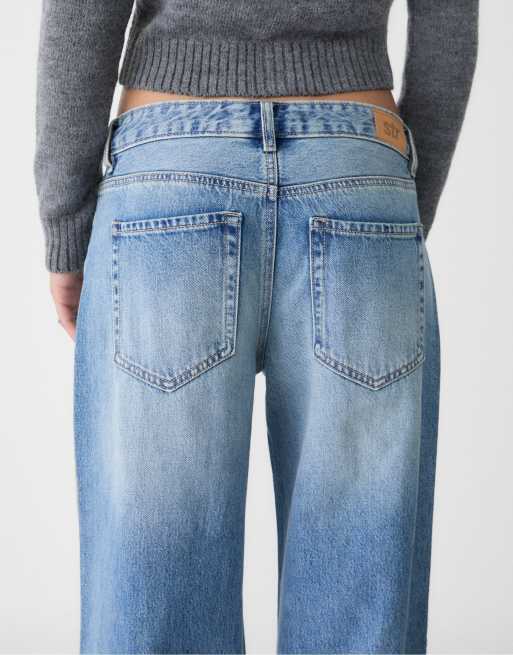 Stradivarius - Jeans larghi a vita bassa blu slavato, 3 di 4
