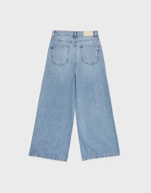 Stradivarius jeans med omlottmidja i mellanljus blå denim, 7 av 7