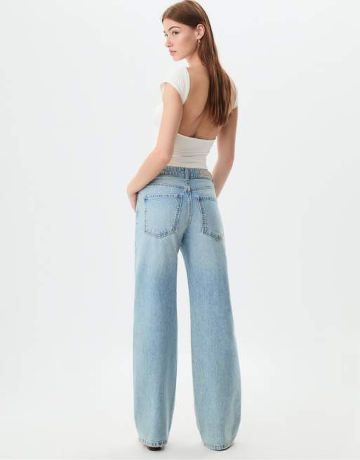 Stradivarius - Jeans met rechte pasvorm en strass in medium blauw, 3 van 4
