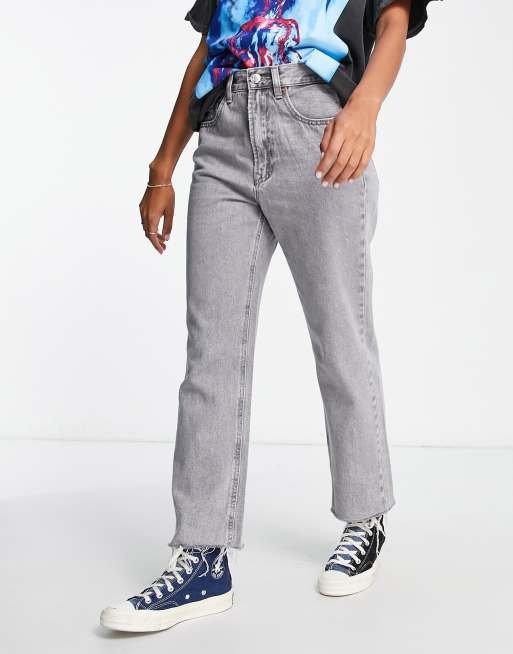 Stradivarius - Jeans met rechte pijpen in grijs met grunge wassing 