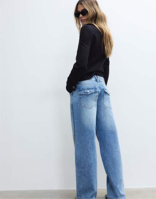 Stradivarius - Jeans met wijde pijpen, lage taille en siersteentjes in medium lichtblauw denim, 4 van 4
