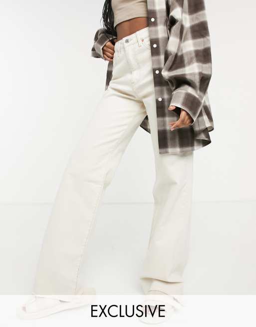 Stradivarius – Jeansy typu dad w stylu lat 90. w kolorze ecru 
