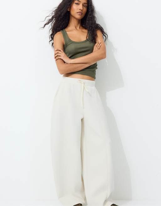 Stradivarius Jogger-Hose mit weitem Bein in Vanille, 5 von 7