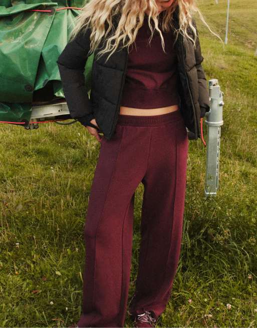Stradivarius - Joggers viola con dettagli in tessuto interlock