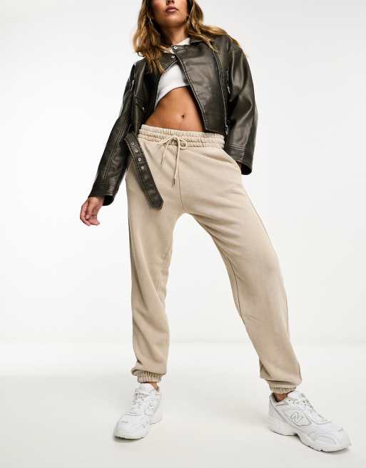 Stradivarius - Joggingbroek in beige met wassing