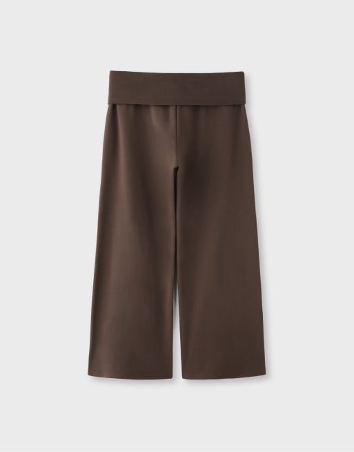 Stradivarius joggingbroek met rechte pijpen en omgeslagen tailleband in bruin, 7 van 7