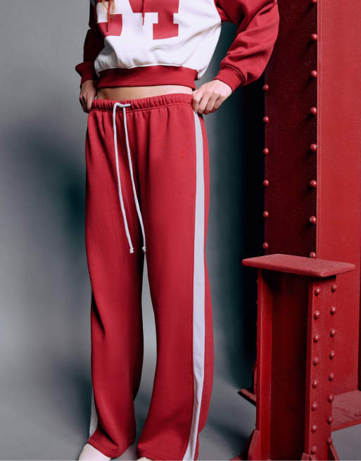 Stradivarius joggingbroek met rechte pijpen en zijstreep in rood, 2 van 7