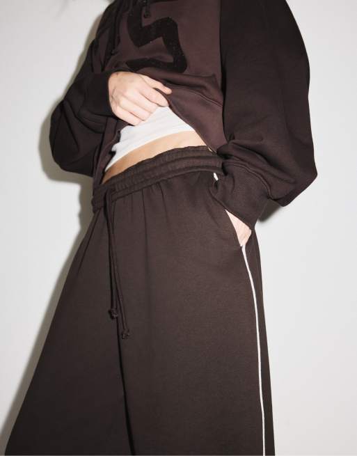 Stradivarius joggingbukser med toggle i brun, 4 af 7