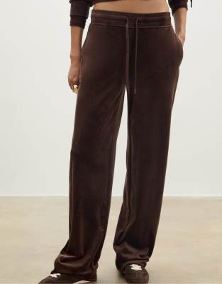Stradivarius - Jogginghose aus Samt in Braun-Brown