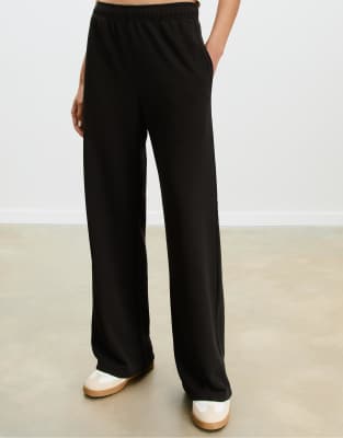 Stradivarius - Jogginghose in Schwarz mit weitem Bein
