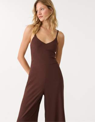 Stradivarius - Jumpsuit in Braun mit Riemchenträgern