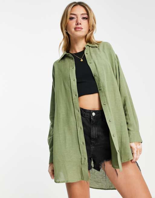 Stradivarius – Kakifärgad linneskjorta i oversize 