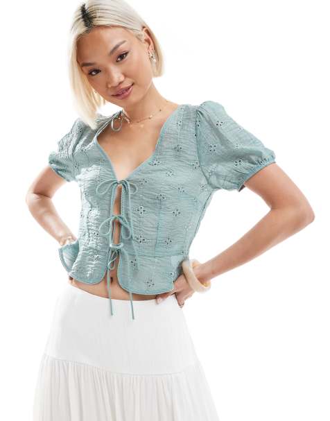 Stradivarius - Kakigrøn cropped bluse med pufærmer og bindebånd foran - view 1