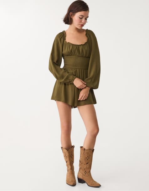 Stradivarius – Kakigrön playsuit med volym - view 1