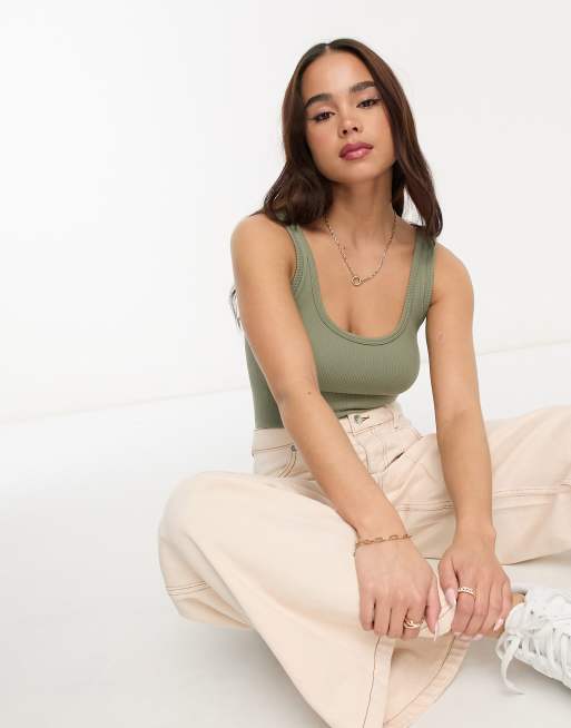 Stradivarius – Kakigrön, ribbad body i seamless design