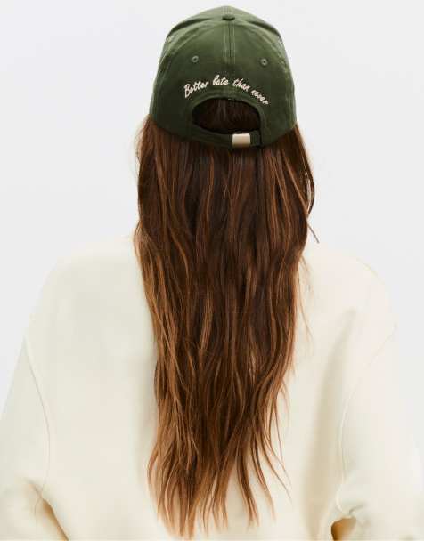 Stradivarius – Kappe in Khaki mit gesticktem Schriftzug - view 1