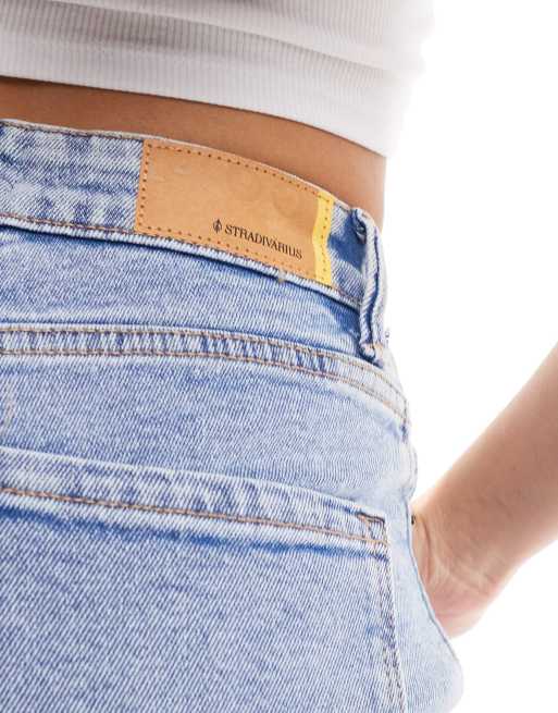 Stradivarius - Katoenen smalle mom jeans met stretch in gewassen blauw - LBLUE, 2 van 5