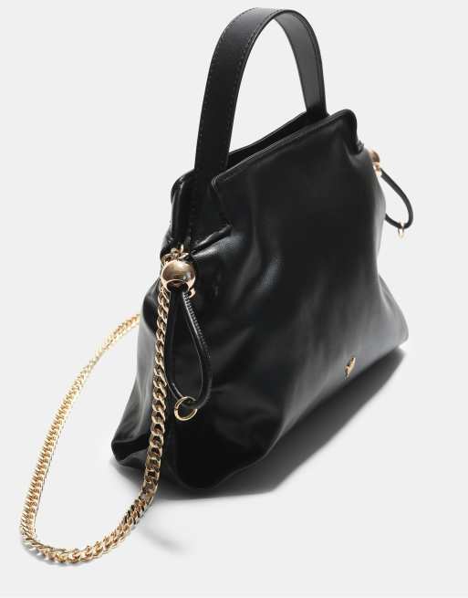 Stradivarius kleine Crossbody-Tasche mit Raffung in Schwarz, 4 von 4