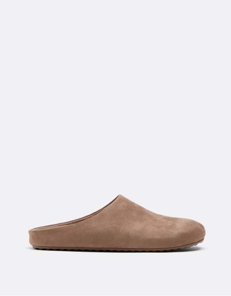 Stradivarius - Klompen met leereffect in bruin - view 1