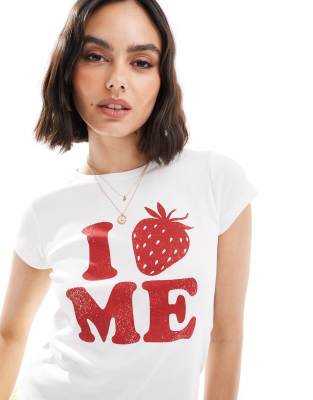 Stradivarius - Knappes T-Shirt in Weiß mit „I Heart Me"-Slogan