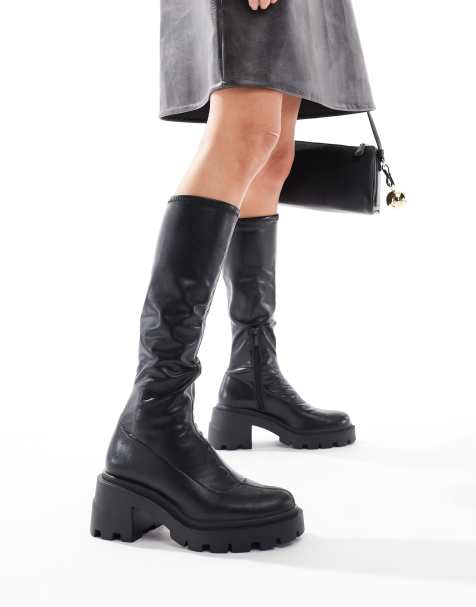 Stradivarius knee high chunky heeled boot in black - view 1
