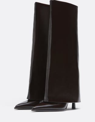 Stradivarius - Kniehohe Stiefel in Braun mit Umschlag-Brown
