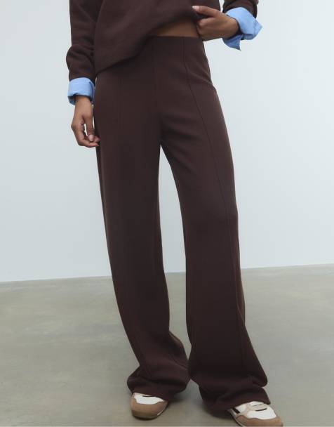 Stradivarius Knit trousers with seam detail in brown - view 1