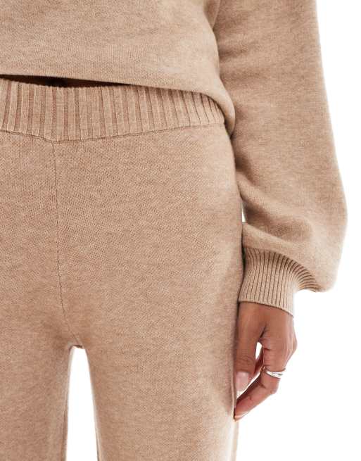 Stradivarius knitted wide leg trouser co-ord in beige, 2 of 5