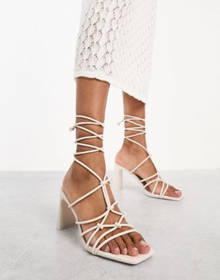 Stradivarius knot front strappy heeled sandal in beige