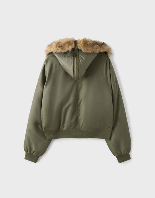 Stradivarius kort jacka med huva i khaki, 7 av 7