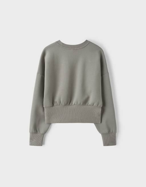 Stradivarius kort sweatshirt med bred midjeresår i brun, 7 av 7