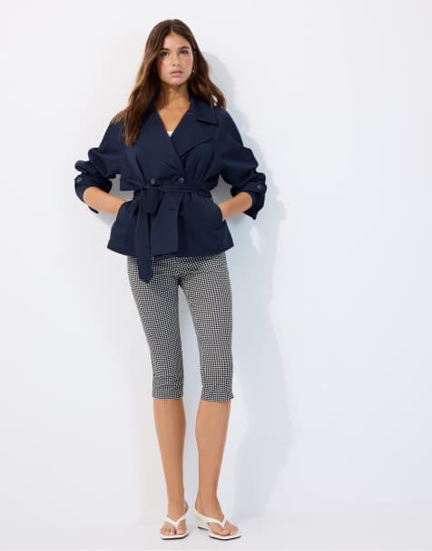 Stradivarius kort trenchcoat med bälte i blått - view 1