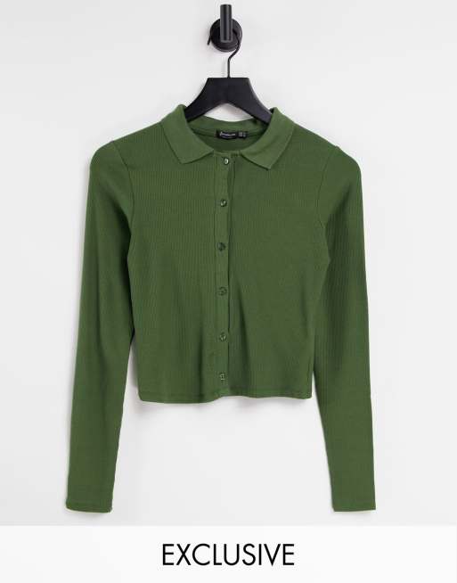 Stradivarius – Koszulka polo w kolorze khaki z ozdobnymi guzikami  