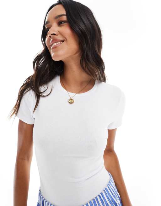 Stradivarius – Kurzärmliger Body in Weiß