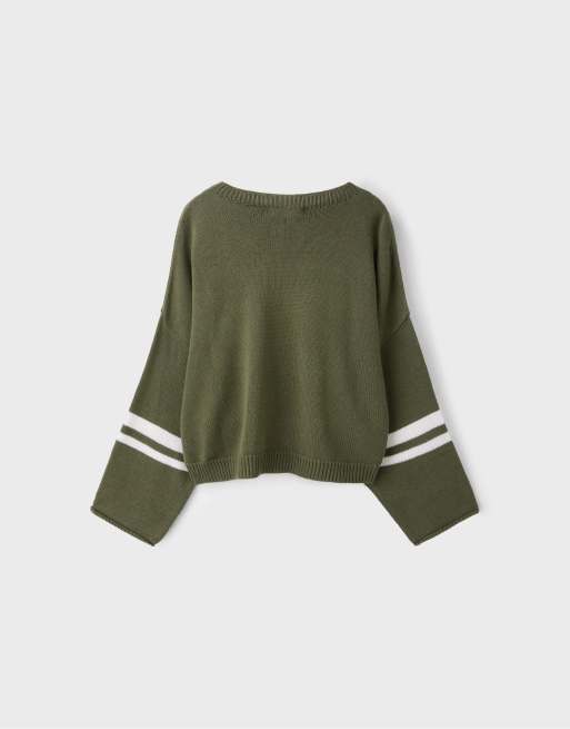 Stradivarius kurzer Strickpullover mit Nummer in Khaki, 7 von 7