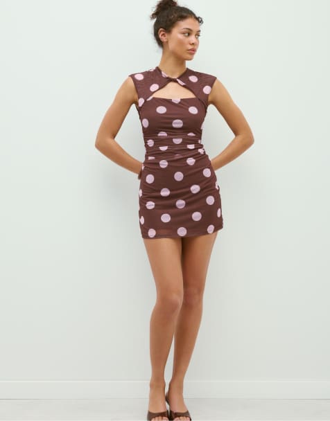 Stradivarius – Kurzes Kleid im Quipao-Stil in Pastellrosa mit Knotendetail - view 1