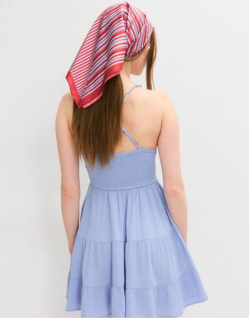 Stradivarius – Kurzes Kleid in Blau mit Perlenverzierung, 4 von 4