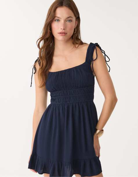 Stradivarius – Kurzes Kleid in Marineblau - view 1