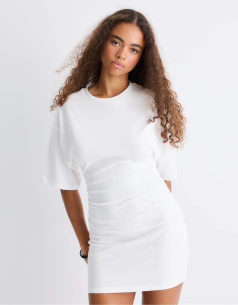 Stradivarius – Kurzes T-Shirt-Kleid in Weiß - view 1