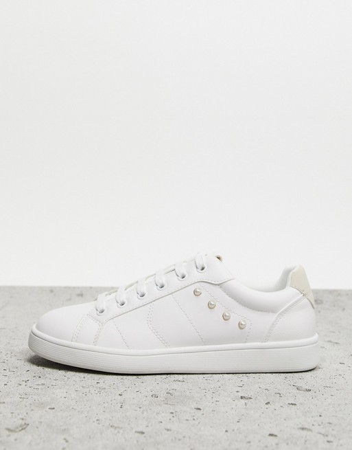Stradivarius lace front trainers in white