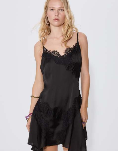 Stradivarius Lace-trimmed mini dress in black - view 1
