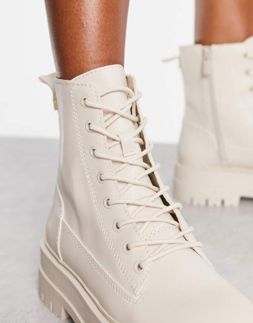 Stradivarius lace up flat ankle boot in ecru