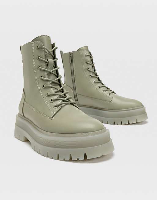 Stradivarius lace-up flat ankle boot in green
