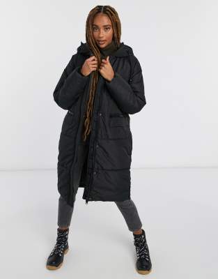 Stradivarius – Lang geschnittene Steppjacke in Schwarz