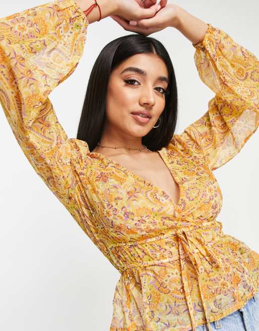 Stradivarius – Langärmlige Bluse mit überkreuztem Design und Paisleymuster