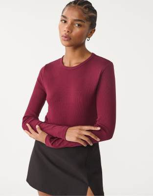Stradivarius - Langärmliges, geripptes Shirt in Lila