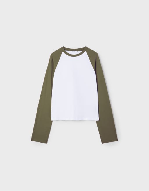 Stradivarius Langärmliges T-Shirt im Baseball-Stil in Khaki, 6 von 7