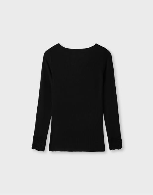 Stradivarius Langärmliges T-Shirt mit V-Ausschnitt aus Kaschmirmix in Schwarz, 7 von 7